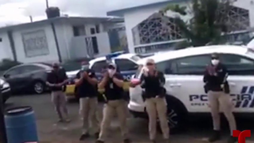 Policías sorprenden a joven con Síndrome Down con fiesta de cumpleaños