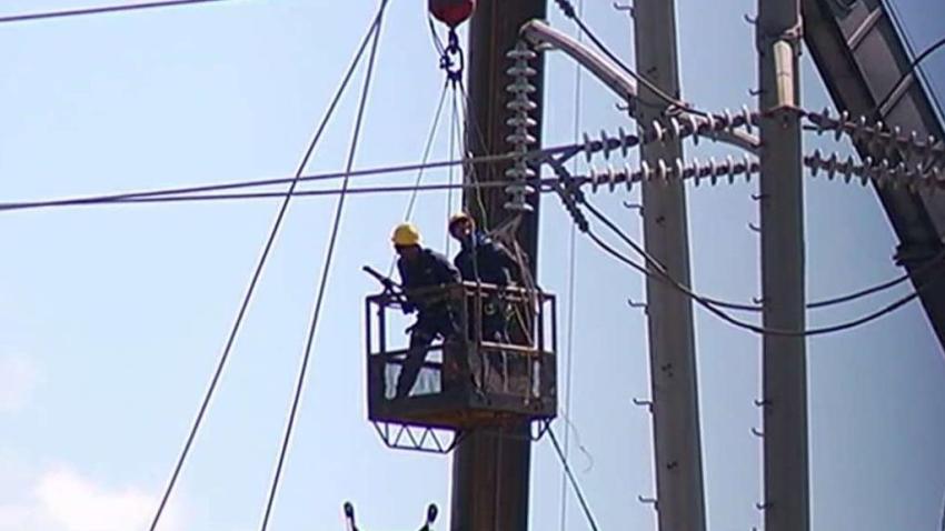 AEE_busca_dar_luz_a_los_78_municipios_para_Navidad
