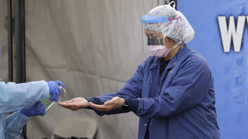Se espera que el pico de contagio en la isla ocurra en mayo