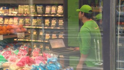Amazon inaugura su primer “supermercado”