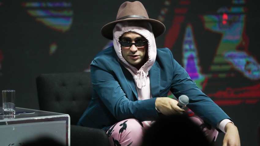 Bad Bunny en rueda de prensa en Viña del Mar