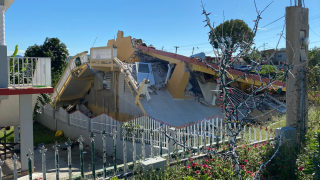 Casa destruida tras temblor del 7 de enero.