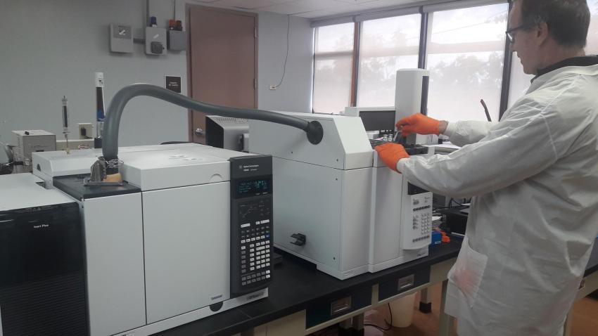 Ciencias Forenses adquiere equipos para sus laboratorios_NCF_