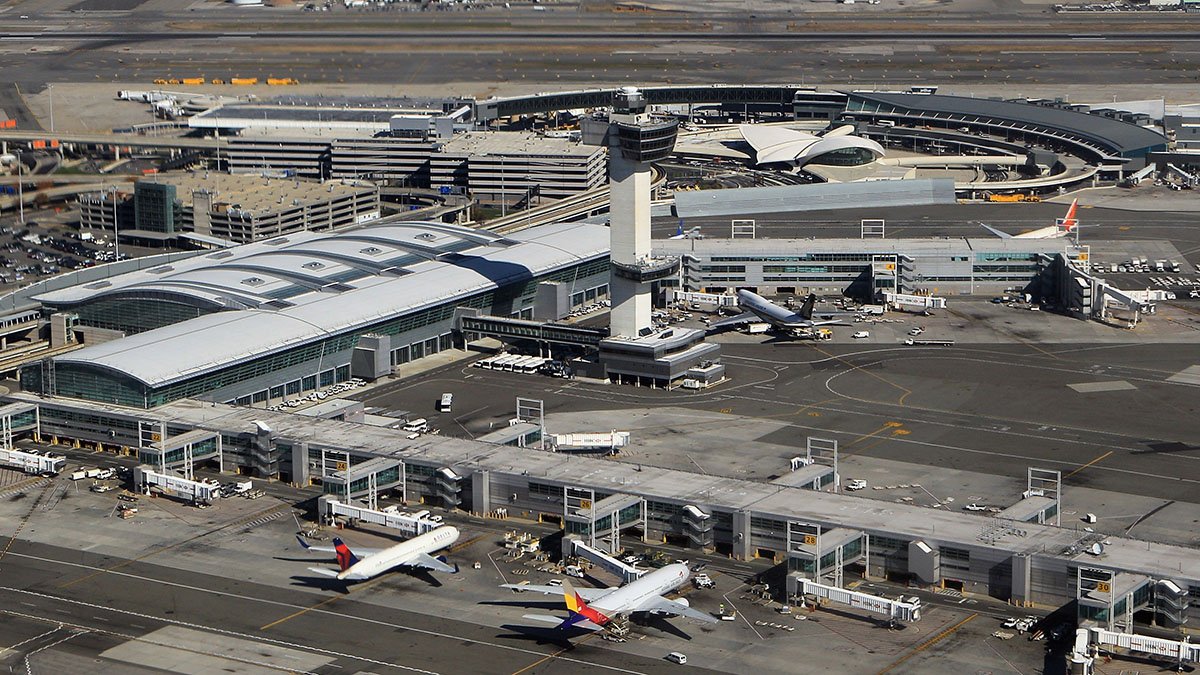 Cientos de vuelos retrasados en el aeropuerto JFK tras fuga de agua – Telemundo Puerto Rico - Vimarsana News