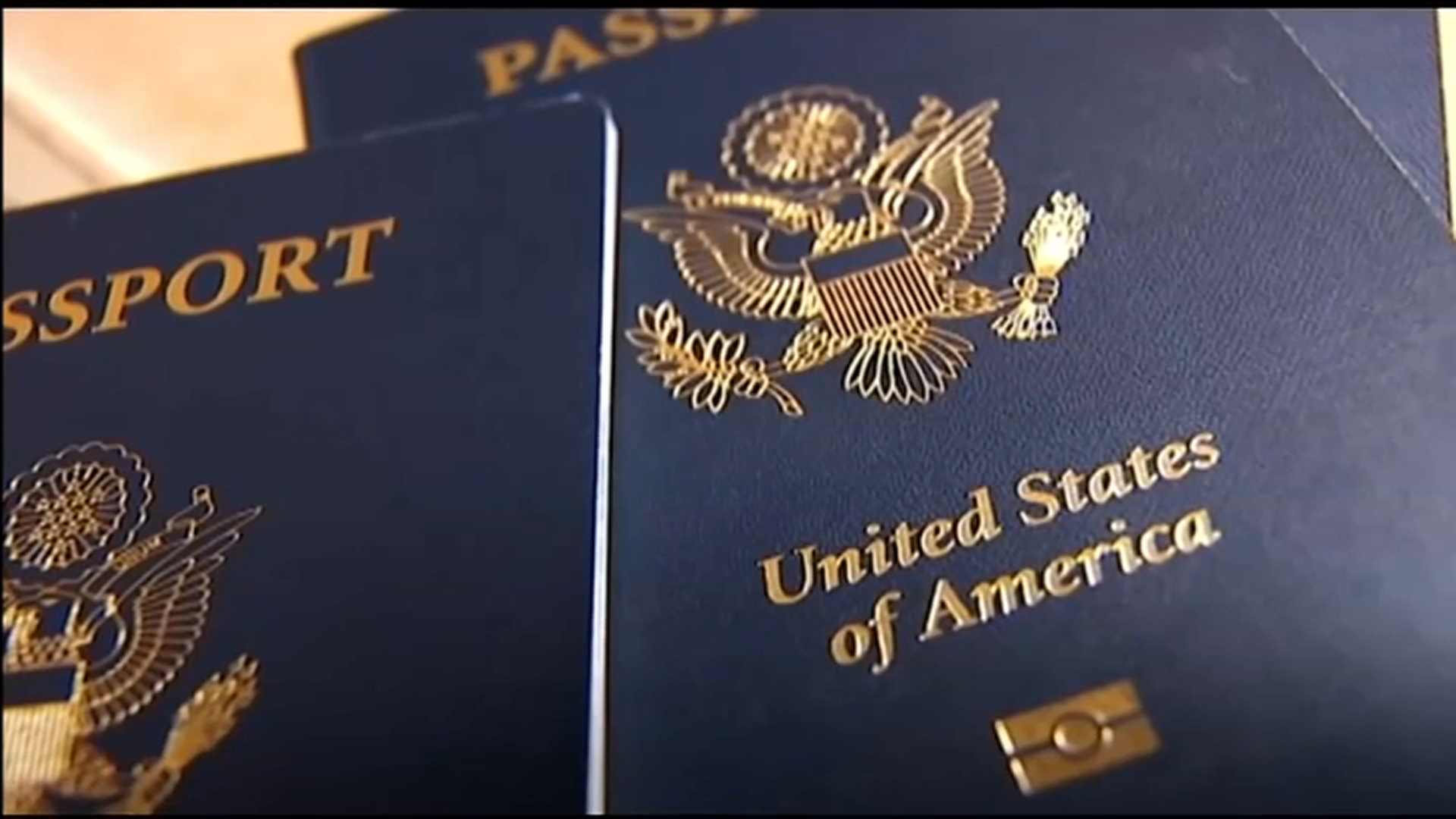 Anuncian tercera fase de revocación de pasaportes por deudas de pensión alimentaria