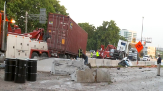 Cierre tramo expreso PR-52 por accidente con camión