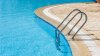 En condición crítica menor hallado en una piscina en Toa Baja