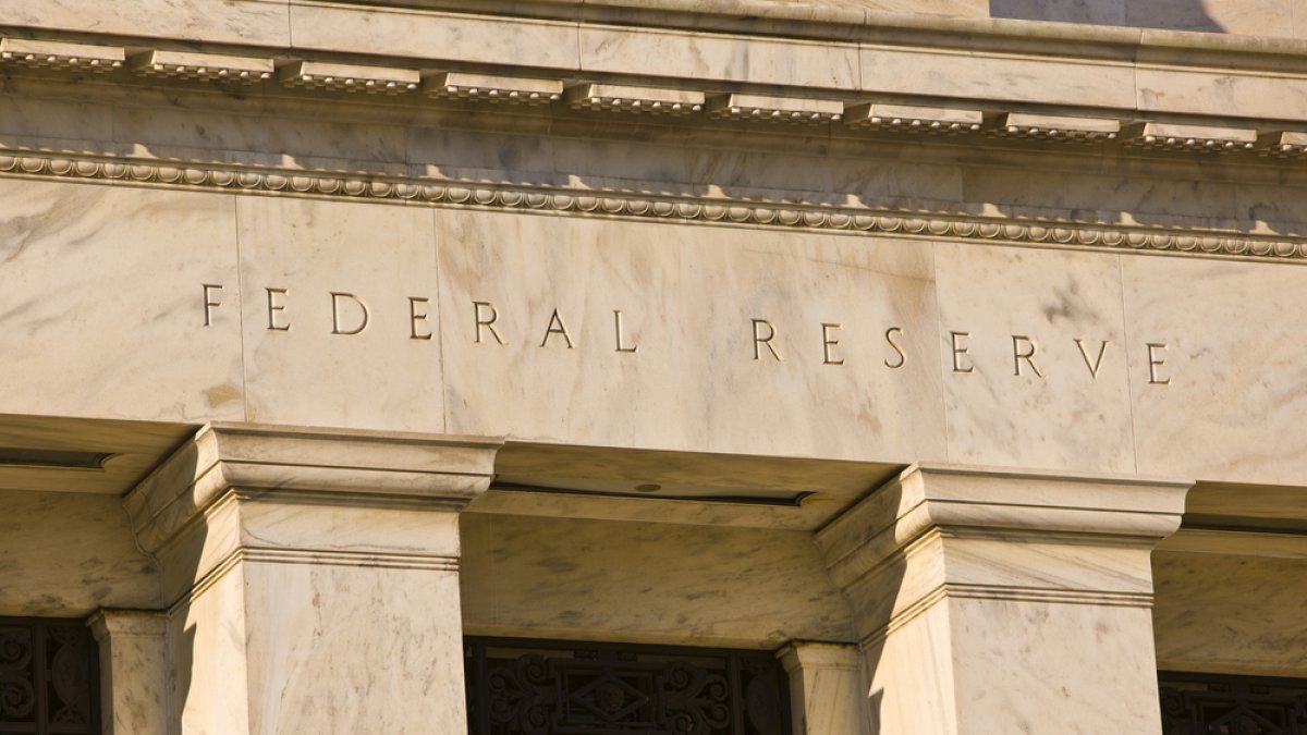 Reserva Federal podría subir tasas de interés por primera vez en tres años