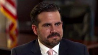 Rossello_deja_atras_la_camaderia_con_Trump.jpg
