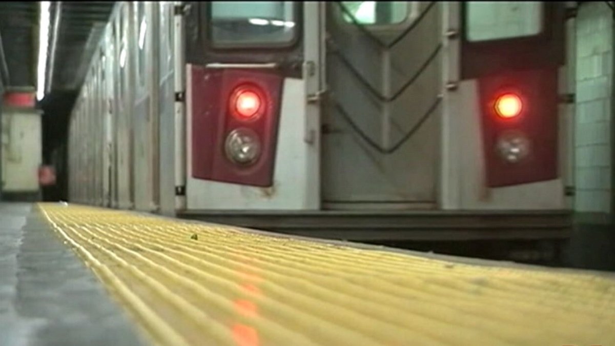 Se preparan para la reapertura de la AMA y el Tren Urbano – Telemundo ...
