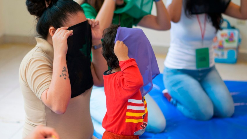 Madres presas con sus hijos