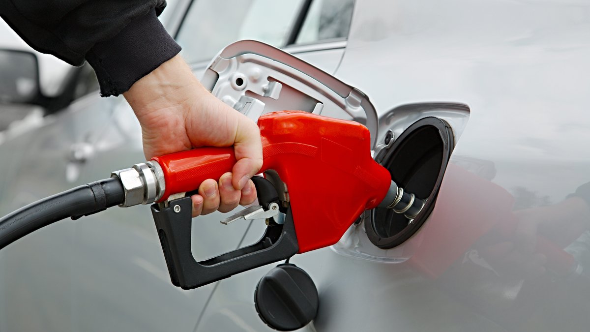 DACO informa precios de gasolina: regular entre 96.7¢ y $1.03 por litro