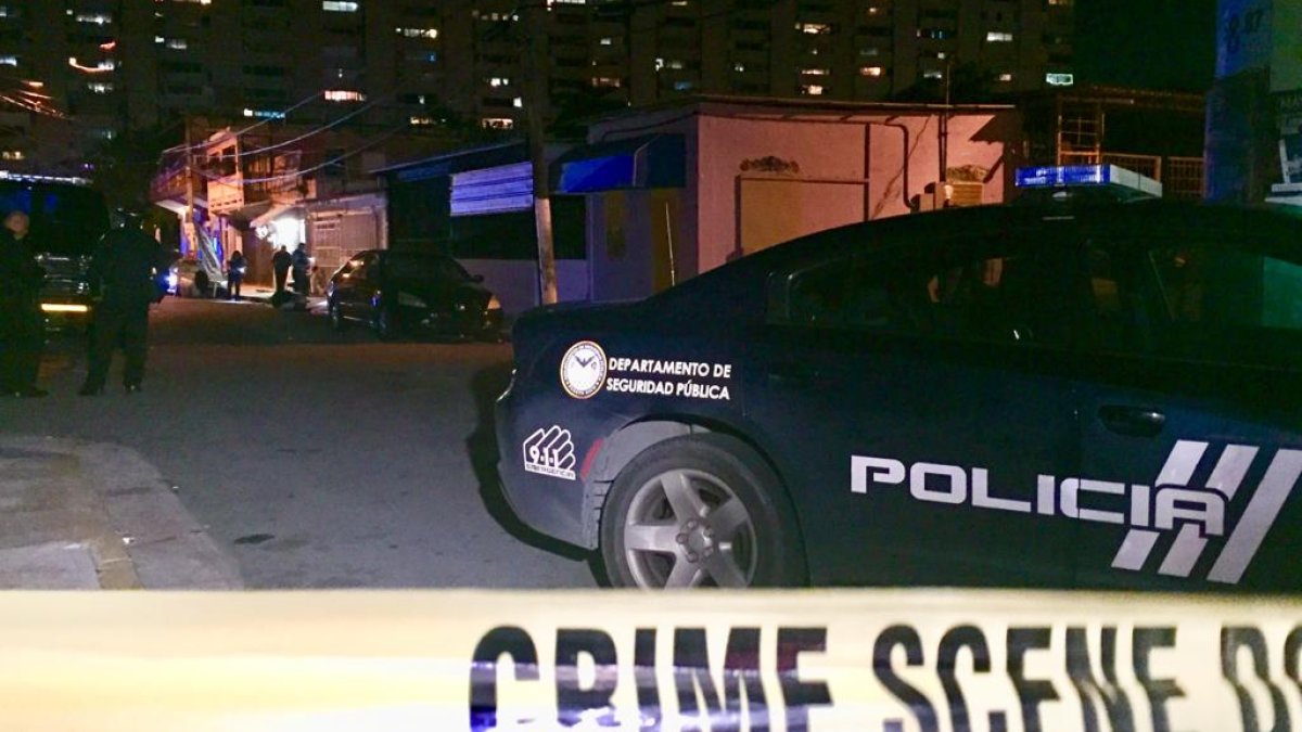 Asesinan a hombre frente a una casa en Puerto Nuevo