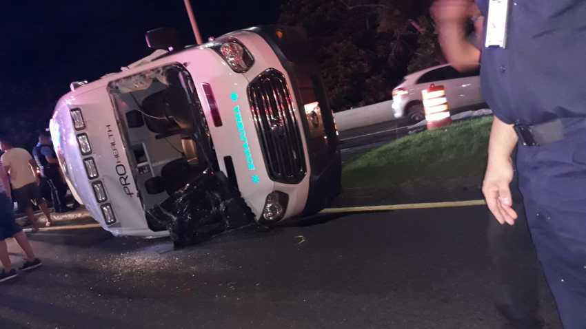 suministrada ambulancia accidentada