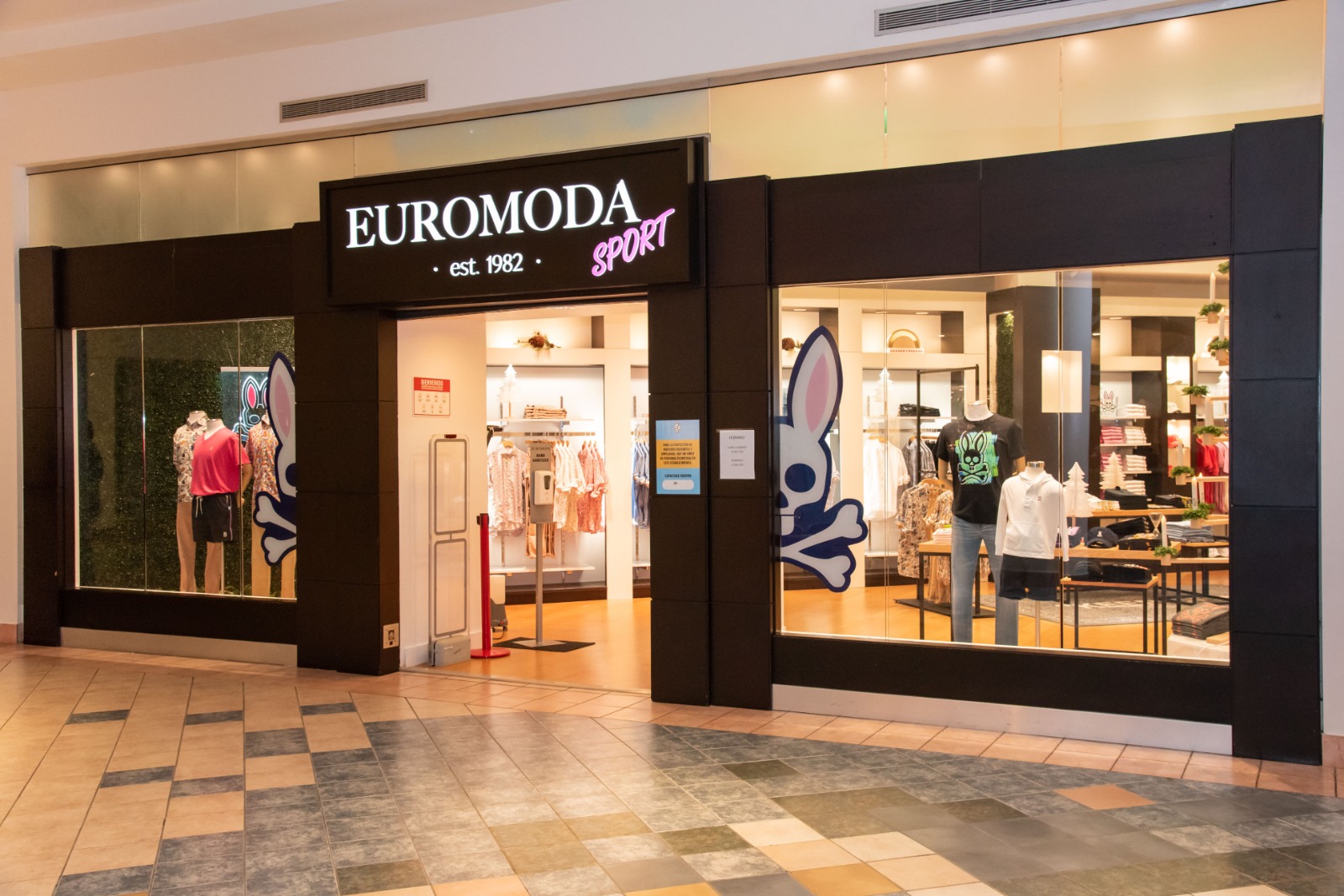 Puerto Rico Flip Flop Plaza Las Americas San Diego Plaza Las