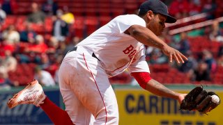 Rafael Devers de las Medias Rojas de Boston