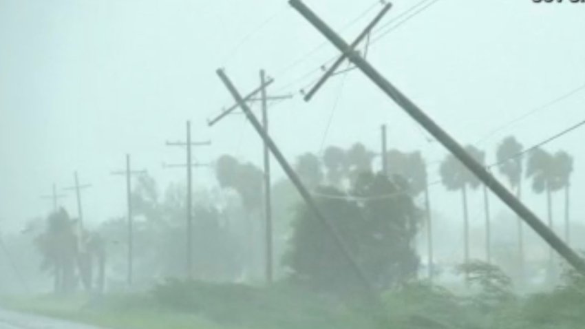 Ida se debilita pero sigue azotando partes de Louisiana y Mississippi