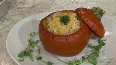 Cocina al día | Calabaza rellena de arroz y jamón