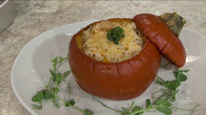 Cocina al día | Calabaza rellena de arroz y jamón