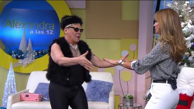 Guille le da clases de baile a Alexandra