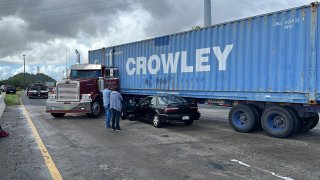 Accidente con camión en el PR-22.