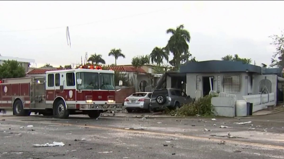 Autoridades investigan si escape de gas provocó explosión en residencia