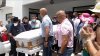 Entre pamelas y recuerdos, despiden a maestra asesinada en Caguas