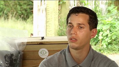 Joven arecibeño desarrolla negocio de abono orgánico con lombrices
