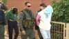 Policía diligencia allanamientos en residencial de Trujillo Alto, ocupa drogas y armas