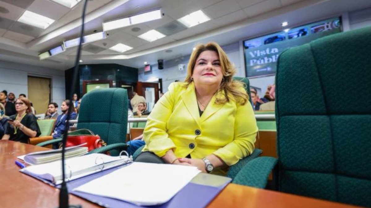 Gobernadora concede días libres el 3 y 24 de julio a empleados públicos sin cargo a licencia