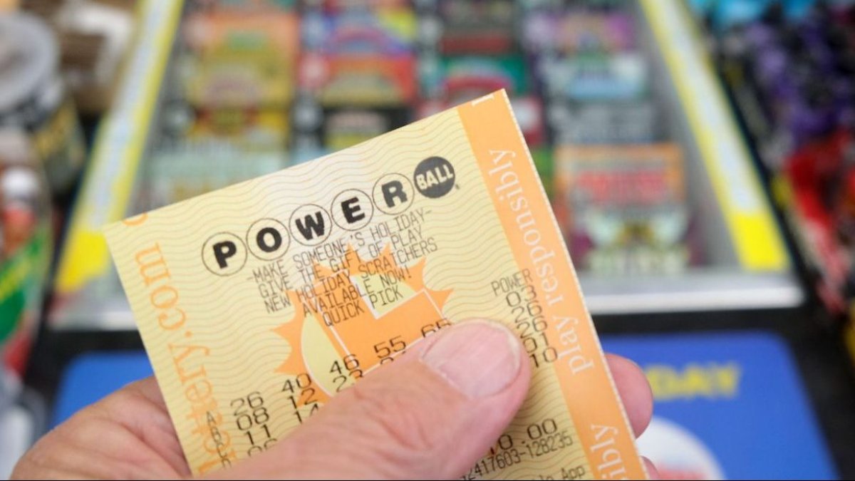 Boleto de Powerball vendido en Hatillo gana premio secundario de $100,000