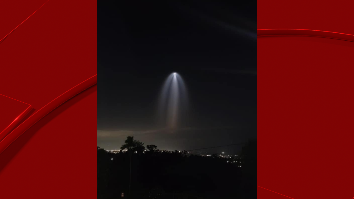 Avistan objeto brillante en el cielo conoce de qué se trata