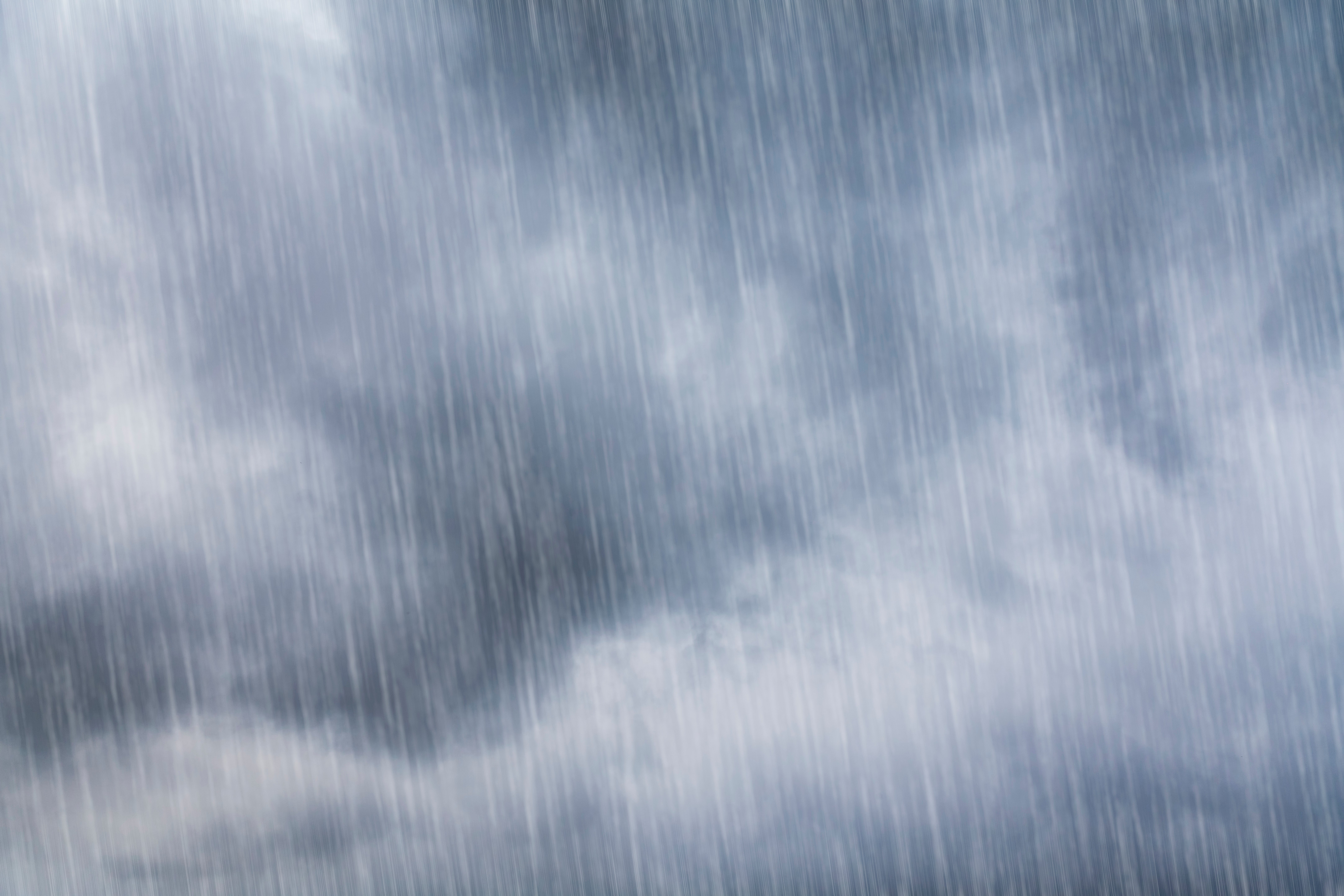 Remanentes de Dolly producirán lluvias adicionales este lunes