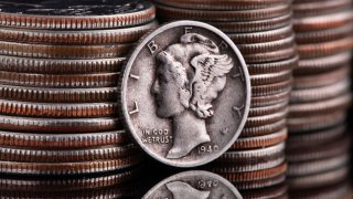 Varias monedas antiguas tienen un valor de millones de dólares (foto de archivo).