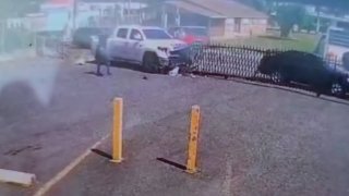 Momento en que policía fue arrollado por el imputado