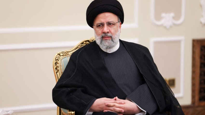 Turkish Foreign Minister Hakan Fidan (not seen) is being received by Iranian President Ebrahim Raisi (R) in Tehran, Iran on September 03, 2023.