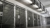 Guardia muere tras ser atacado por reo en una cárcel de Georgia