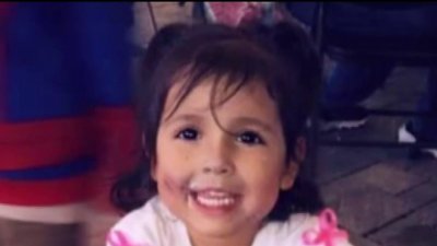 Lamer orina y tachuelas en los pies: revelan testimonio en caso de niña que habría sido torturada hasta la muerte
