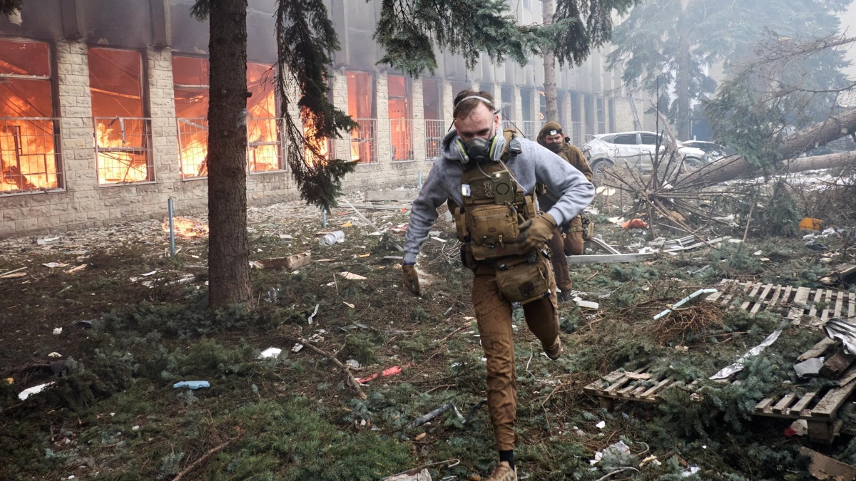 Ucrania bajo fuego Rusia lanza ataque masivo Telemundo Puerto Rico