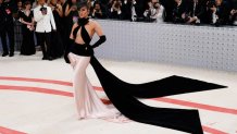 NEW YORK, NEW YORK - MAY 01: Jennifer Lopez attends the 2023 Costume Institute Benefit celebrating "Karl Lagerfeld: A Line of Beauty" at Metropolitan Museum of Art on May 01, 2023 in New York City. (Photo by Taylor Hill/Getty Images)