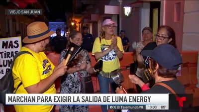A cacerolazo se manifiestan contra LUMA frente a La Fortaleza