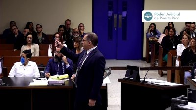 Momento cuando se va la luz durante juicio contra Mayra Nevárez