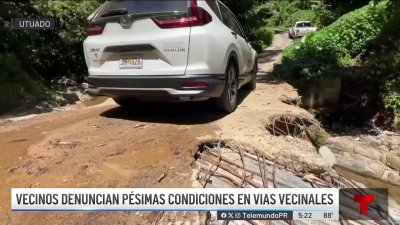 ¡De terror! Familias tienen que cruzar peligrosos puentes para llegar a sus casas