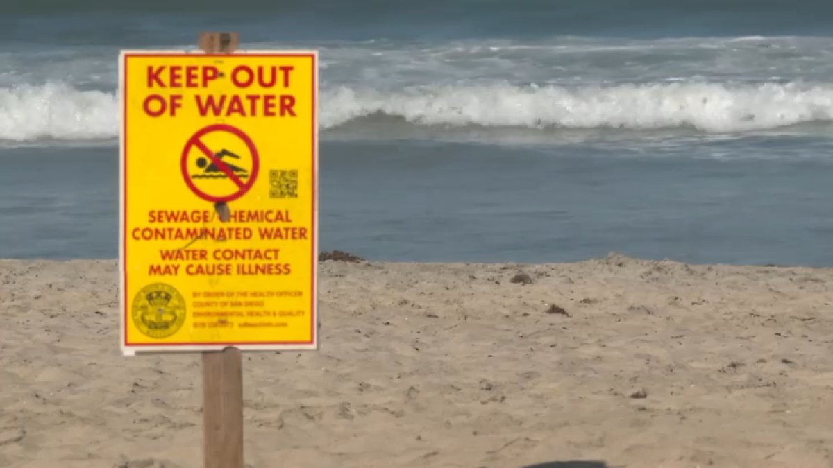 Investigan muerte de turista en playa de Luquillo