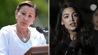 Las congresistas Nydia Velázquez y Alexandria Ocasio Cortez.