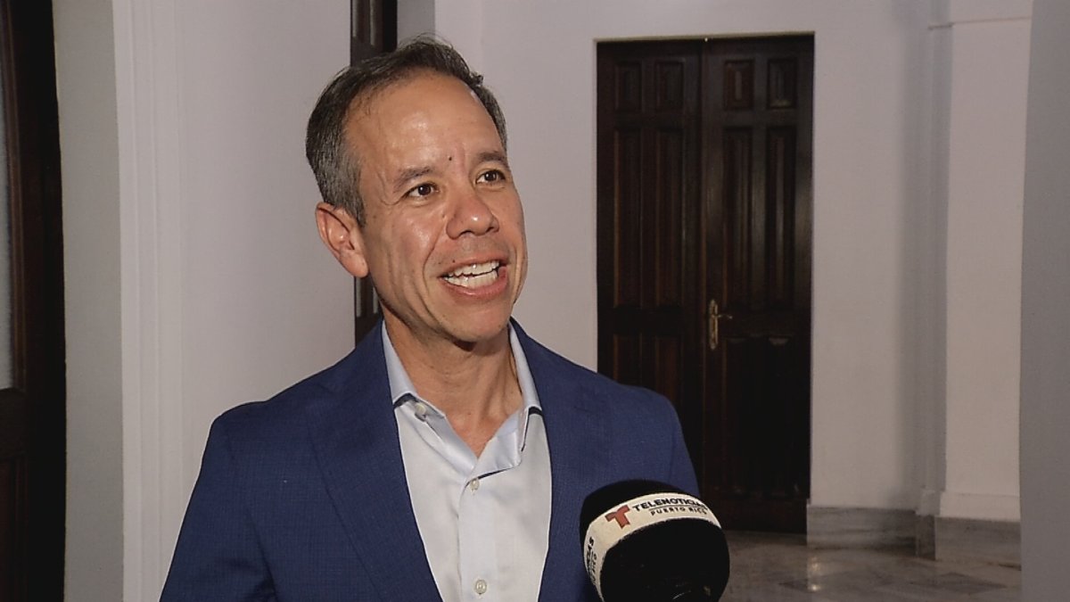 Miguel Romero presenta moción para que se declare en desacato a la AAA