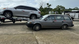 Autoridades ocupan autos relacionados al crimen