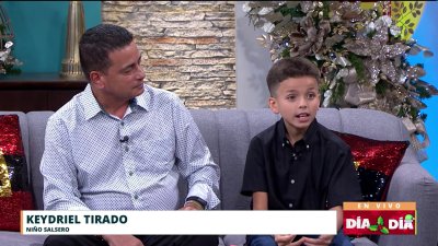 Niño de 10 años conquista el escenario en Rincón cantando salsa