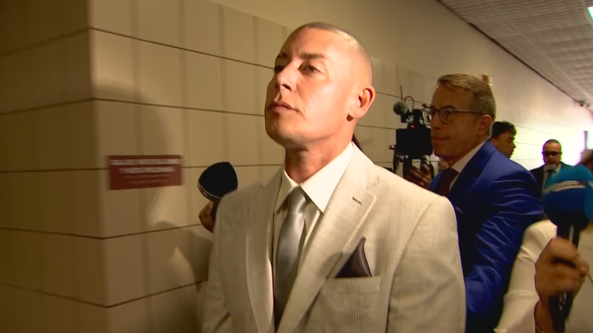 Archivan denuncias contra Cosculluela tras intervención por guiar sin licencia