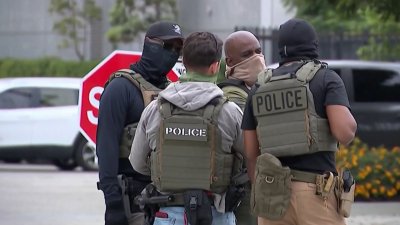 ¿Qué se sabe de orden para que ICE incremente deportaciones en ciudades demócratas?